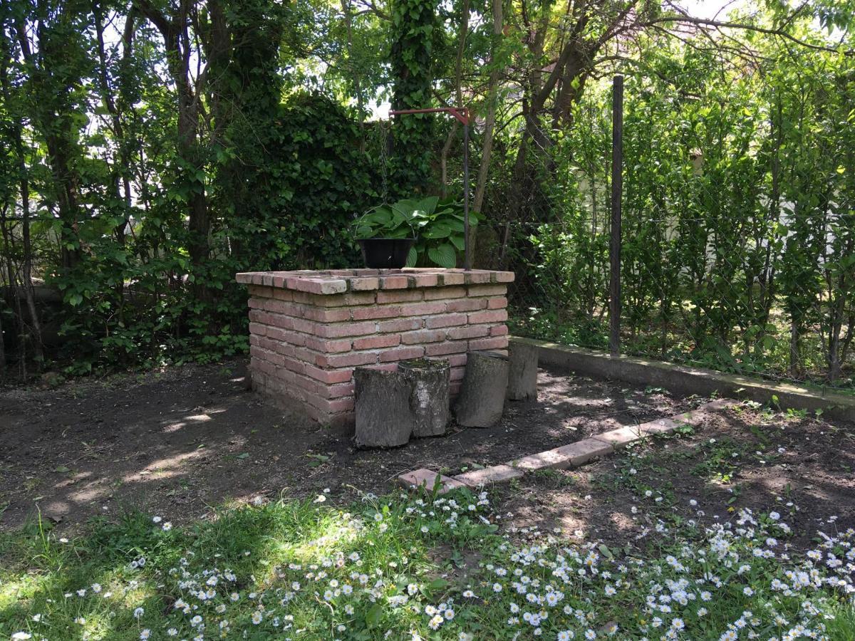 Balatonlelle Apartmanhaz Екстер'єр фото