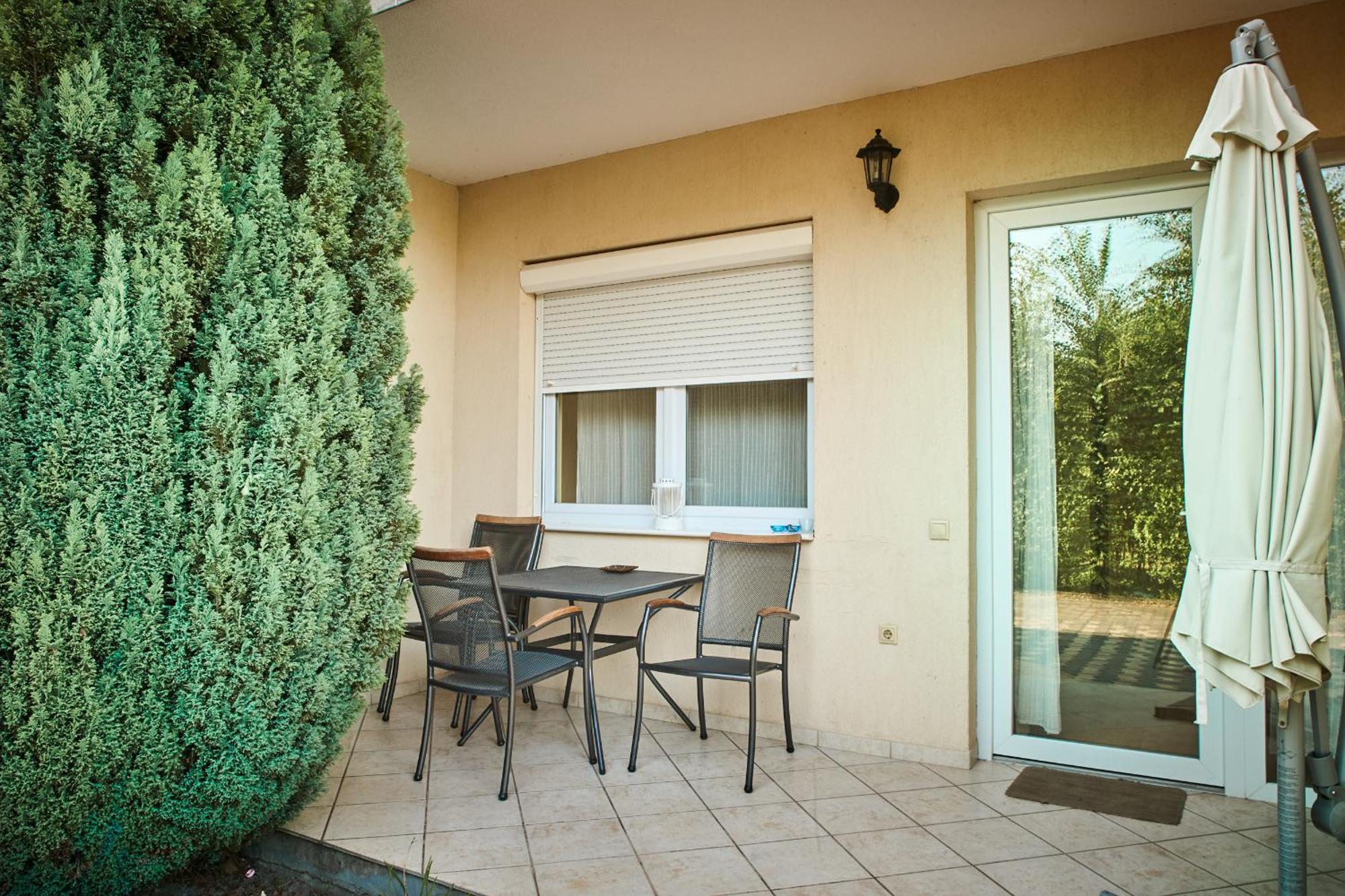 Balatonlelle Apartmanhaz Екстер'єр фото